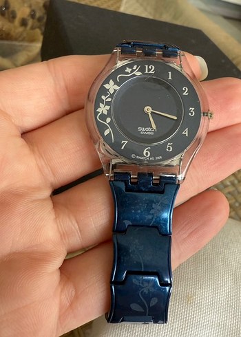  Beden mavi Renk Swatch Kadın Mavi Parlak Kordonlu Saat