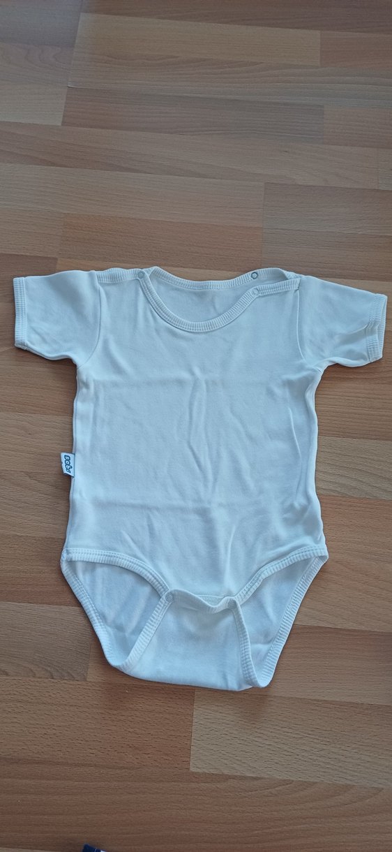Bebek için beyaz kısa kollu body - Görsel 3