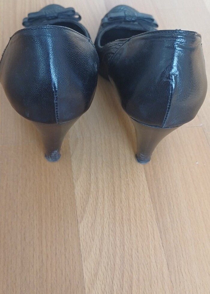 Siyah ince topuklu ayakkabı  - Görsel 2