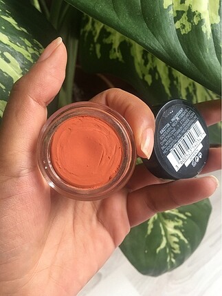 Loreal Paris corrector 20 peach rengi