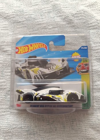 Hot Wheels Beyaz Yarış Arabası