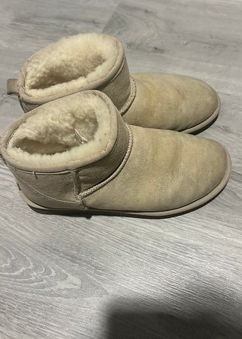 PEGİA Bej Süet Kürklü mini bot - Görsel 2