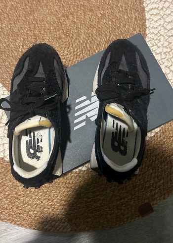 Siyah new balance 327 model - Görsel 8