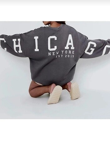 Oversize Sırtbaskılı Gri Sweatshirt