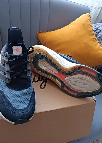 45 Beden adidas ultrabost spor ayakkabı