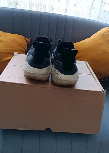 45 Beden gri Renk adidas ultrabost spor ayakkabı