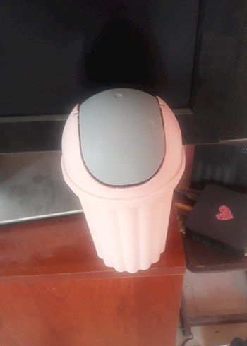 Hobby Life Pembe Plastik Kapaklı Mini Mutfak Çöp Kovası