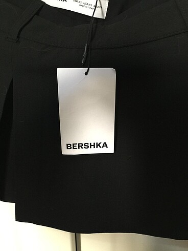 xs Beden Bershka mini etek