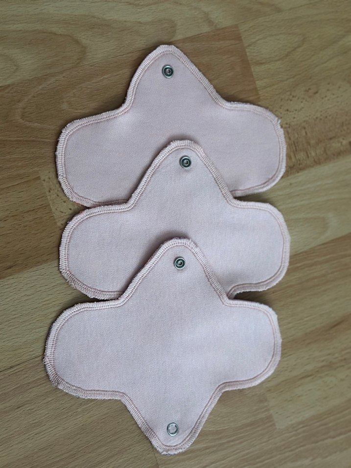 Pastel Mor Desenli Göğüs Pedi - Görsel 2