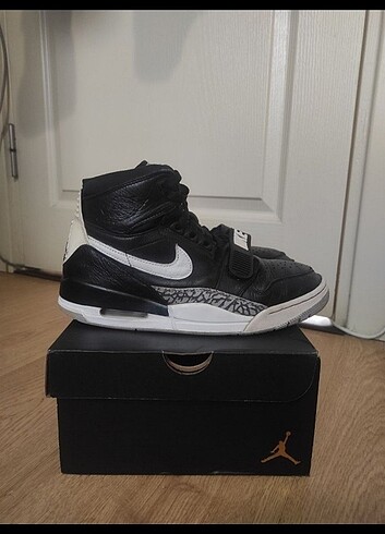 Nike Nike Air Jordan Legacy 312 Black Cement