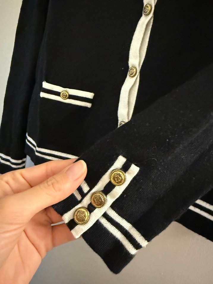 Düğmeli Siyah Pamuklu Kadın Hırka - Görsel 3