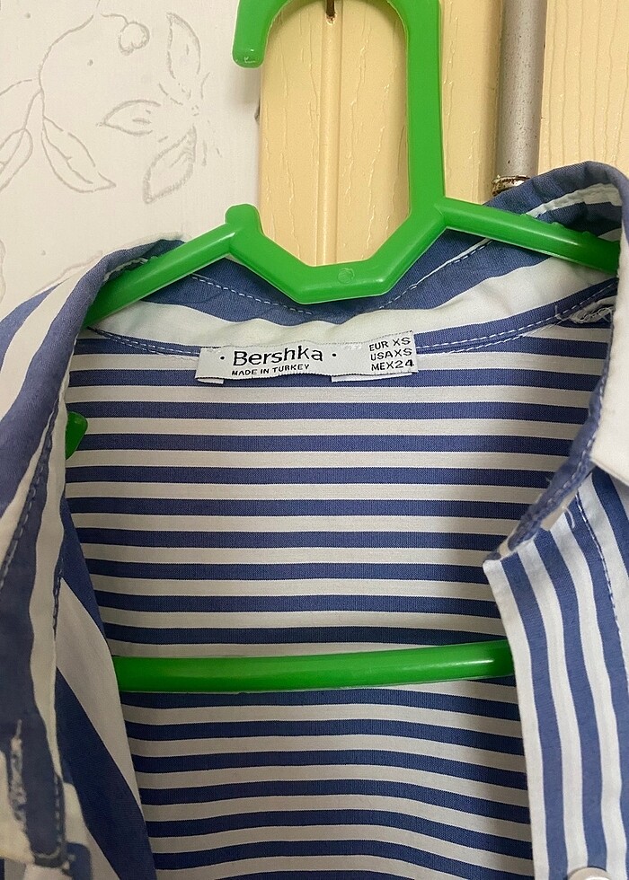 Bershka gömlekk - Görsel 2