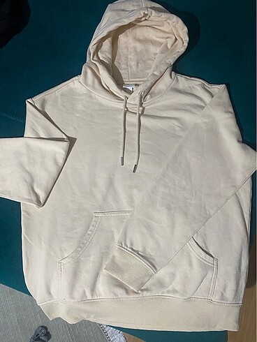 H&M sweatshirt