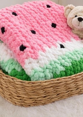 Renkli Nakışlı Örgü Çocuk Battaniyesi - Görsel 2