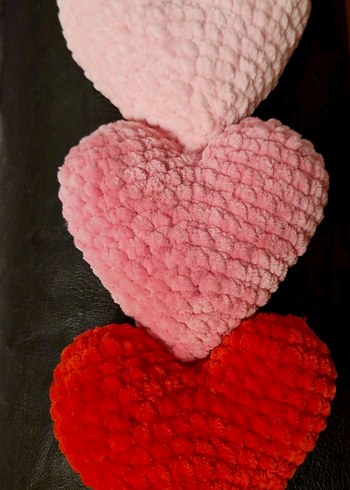 Renkli Nakışlı Örgü Yastık - Görsel 2