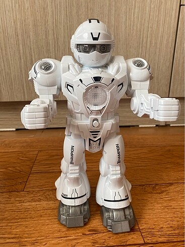 Oyuncak robot