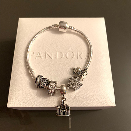Pandora bıleklık