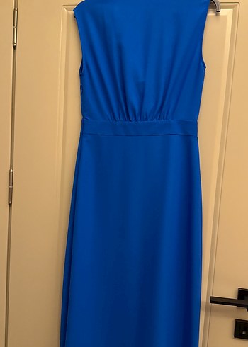 Mavi Drapeli Kolsuz Uzun Kadın Elbise - Görsel 3