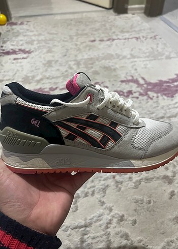 39 Beden gri Renk Gri Asics Kadın Spor Ayakkabı