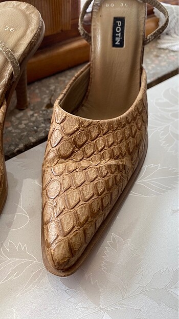 36 Beden camel Renk Sivri Topuk Vintage Sandalet