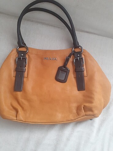  Beden Prada