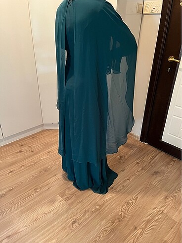 Şık ve sade abiye - Görsel 5