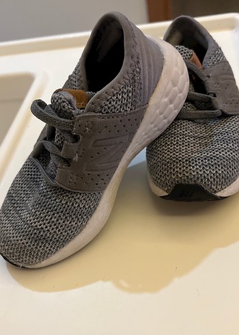 Gri erkek bebek 
Spor Ayakkabı Velcro Detaylı - Görsel 2