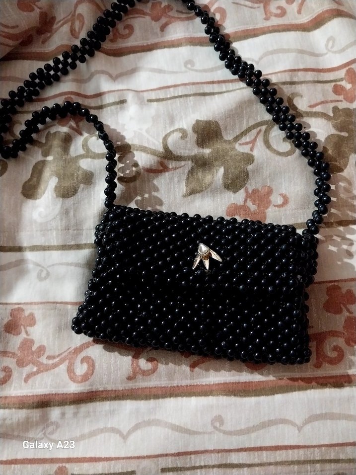 Boncuk İşlemeli Siyah Örgü Kadın Çanta - Görsel 3