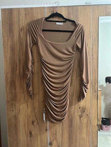 Büzgülü camel renk mini elbise esnek