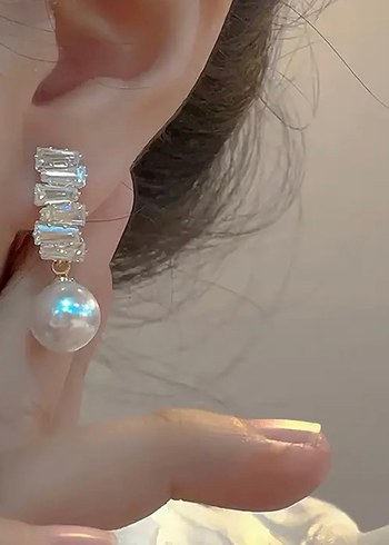 Accessorize Modern Klasik Beyaz İnci Taşlı Küpeler