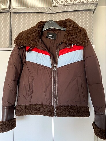 Stradivarius mont