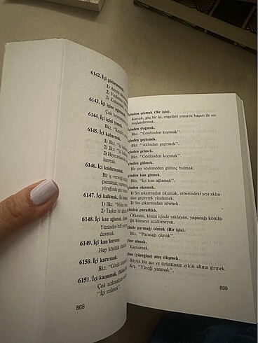 Atasözleri ve deyimler sözlüğü - Görsel 12