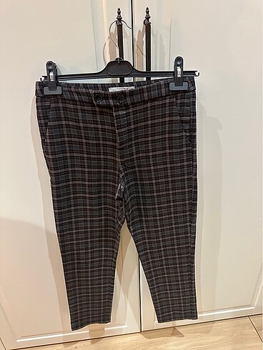 xs Beden Gri ekoseli zara pantolon