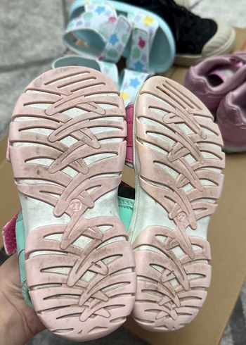 Kız Çocuk Pembe Tokalı Sandalet - Görsel 3