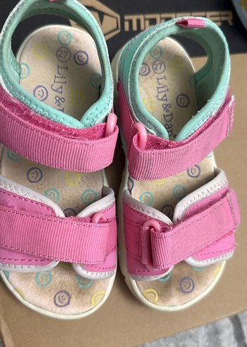 Kız Çocuk Pembe Tokalı Sandalet - Görsel 2