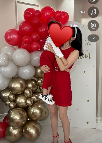 Kırmızı elbise - Görsel 2