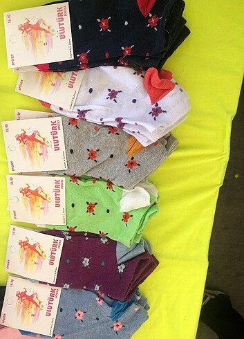 Penti İstediğiniz 5 adet çorap 100 tl ????
