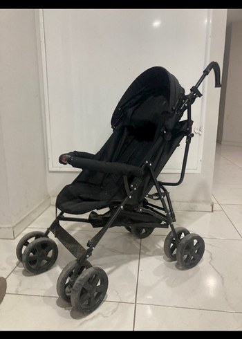 Siyah Bebek Arabası
