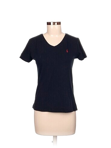 Diğer T-shirt %70 İndirimli.