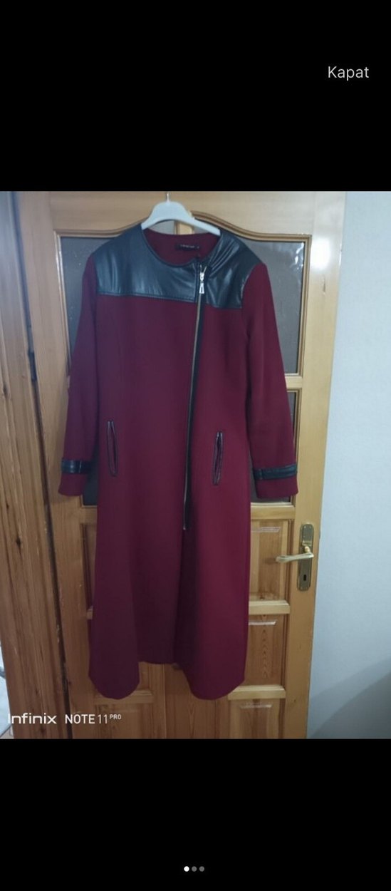 Bordo Deri Detaylı Uzun Kadın Kaban - Görsel 2
