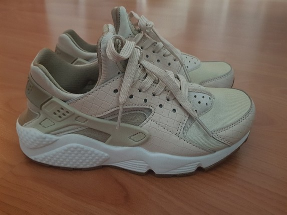 Nike Air Huarache