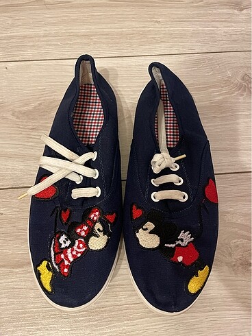 Mickey Mouse Nostaljik Bez Ayakkabı