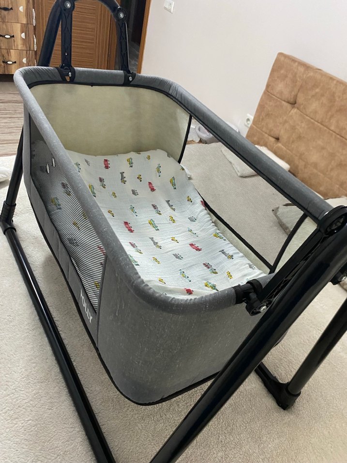Gri Taşınabilir Bebek Beşiği Polly - Görsel 3