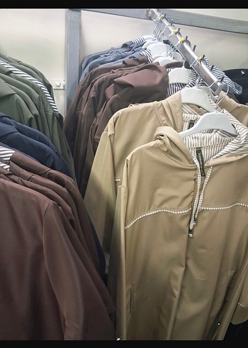 Düğmeli Siyah Uzun Kadın Yağmurluk - Görsel 6