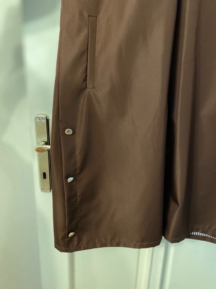 Kahverengi Uzun Kadın Yağmurluk - Görsel 4