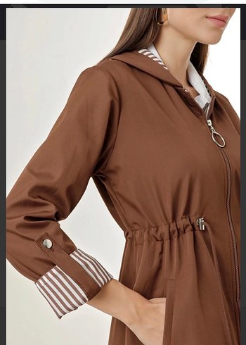 Kemerli Uzun Kahverengi Kadın Trençkot - Görsel 3