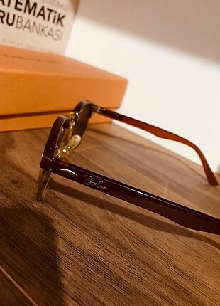  Beden kahverengi Renk Rayban gözlük orjinal