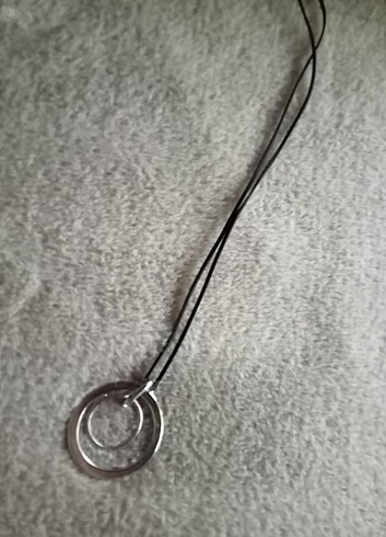 Tasarımcı Kolye