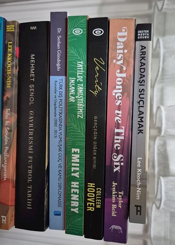 Beden Renk COLLEEN HOOVER, DAISY JONES, BESTSELLERS, ÇOK SATANLAR
