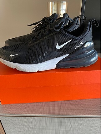 Nike spor ayakkabı
